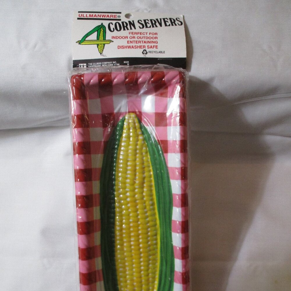 Vintage Ullmanware Set of 4 Plastic Corn Servers NIP